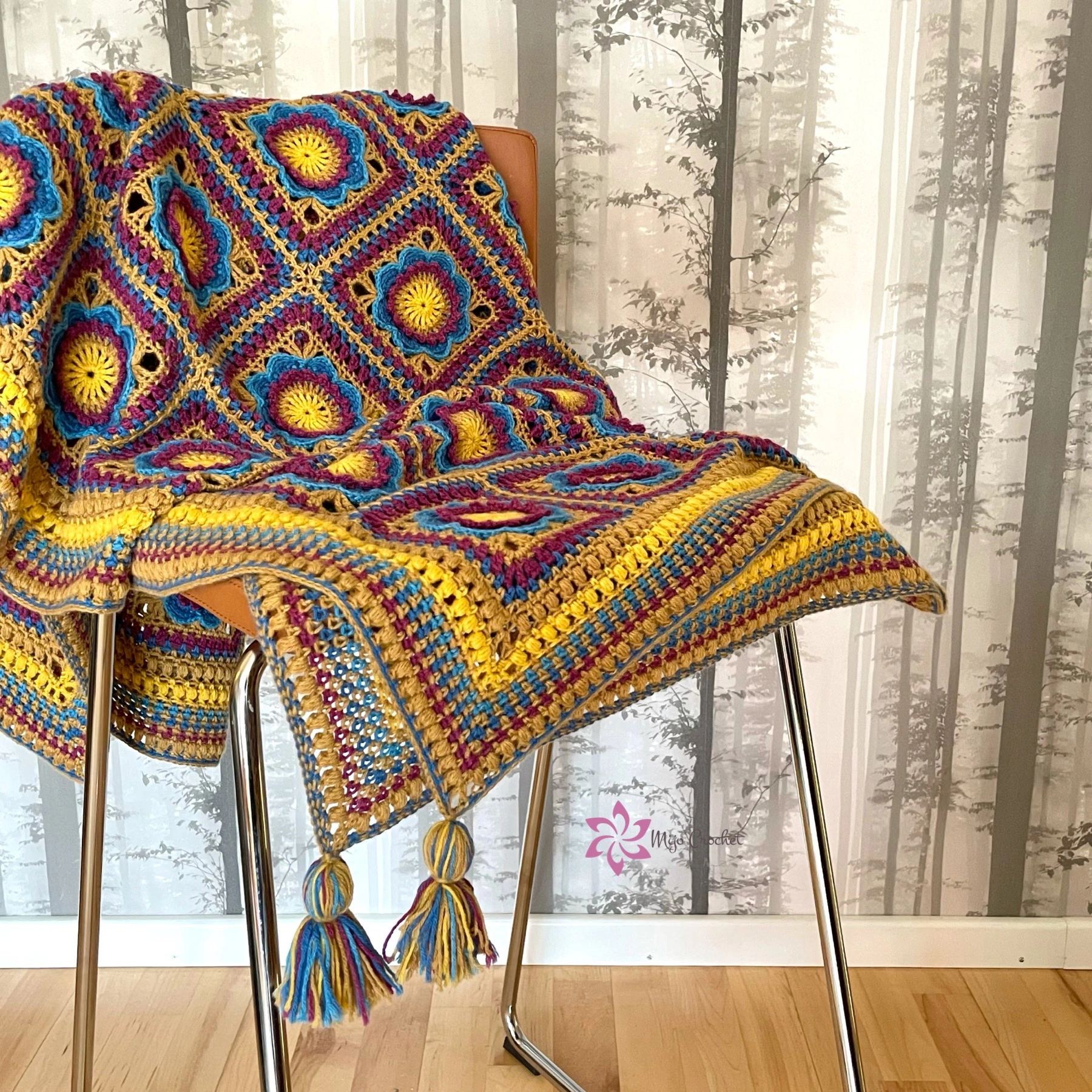 Infusing Autumnal Warmth with the Crochet Pattern of the Flora Blanket