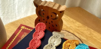 Elegant and Easy: Crafting the Very Shelley Bookmark with Confidence Shelley Bookmark